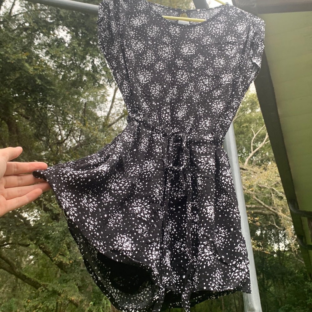 Cute and dainty black and white romper!